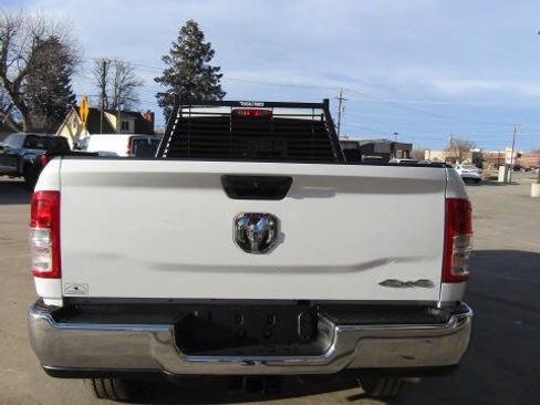 Used 2024 RAM 2500 Tradesman w/ Chrome Appearance Group image 5