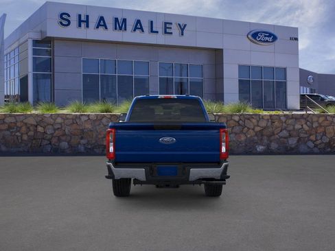 New 2026 Ford F250 XLT w/ FX4 Off-Road Package image 5