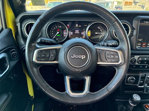 Used 2023 Jeep Wrangler Unlimited Sahara w/ Cold Weather Group image 15