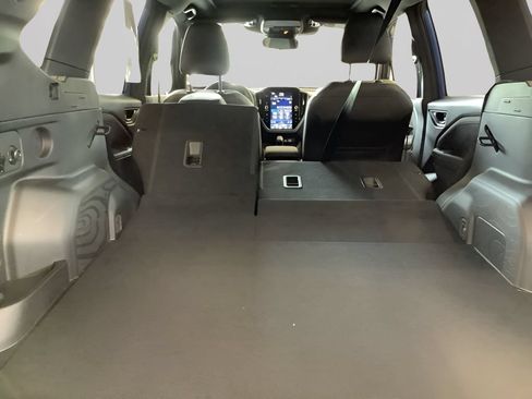 Certified 2025 Subaru Forester Touring AWD/4WD image 15