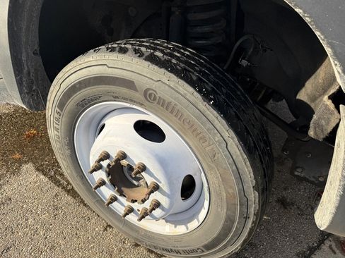 Used 2013 Ford F450 XL w/ High Capacity Trailer Tow Pkg image 11