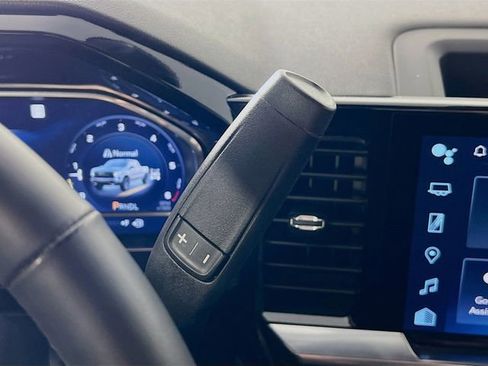 Used 2023 Chevrolet Silverado 1500 LT Trail Boss AWD/4WD image 22