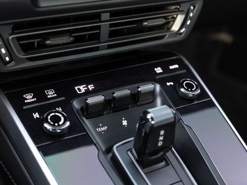 Certified 2021 Porsche 911 Carrera image 26