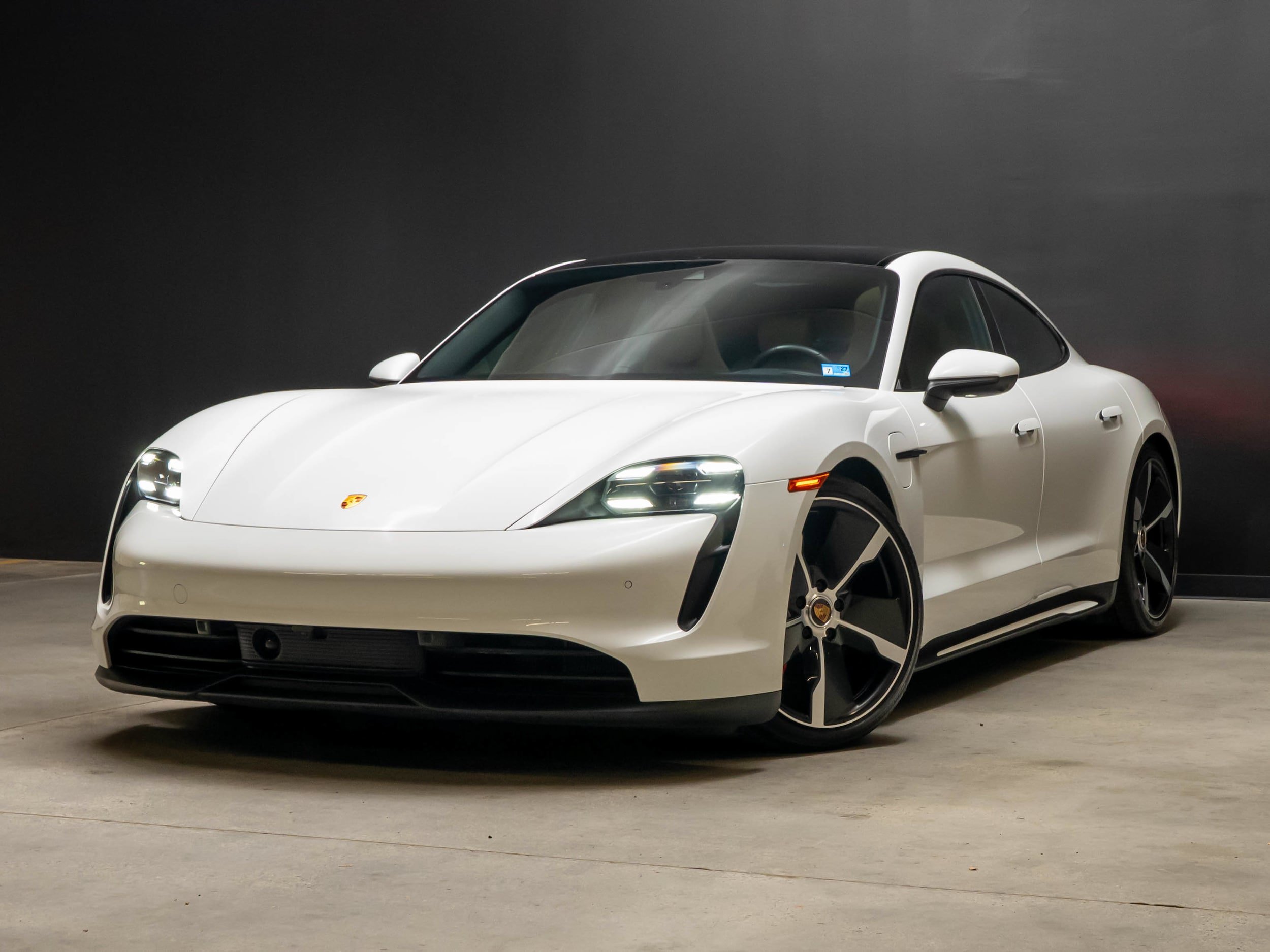 Certified 2024 Porsche Taycan 4S AWD/4WD image 1
