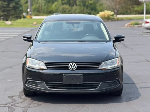 Used 2014 Volkswagen Jetta SE FWD image 2