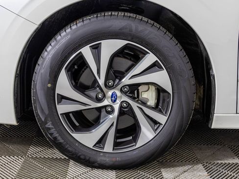 Used 2025 Subaru Legacy Premium AWD/4WD image 49