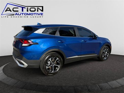Used 2025 Kia Sportage EX FWD image 8