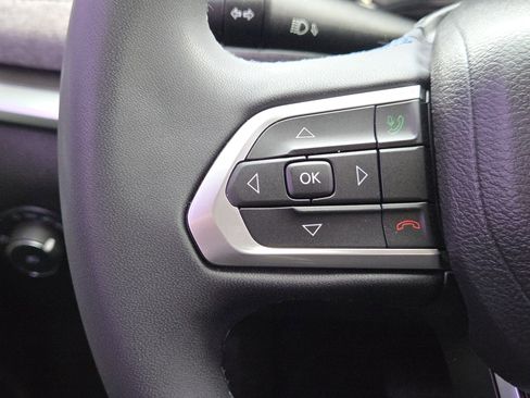 Used 2022 Jeep Compass Latitude image 26