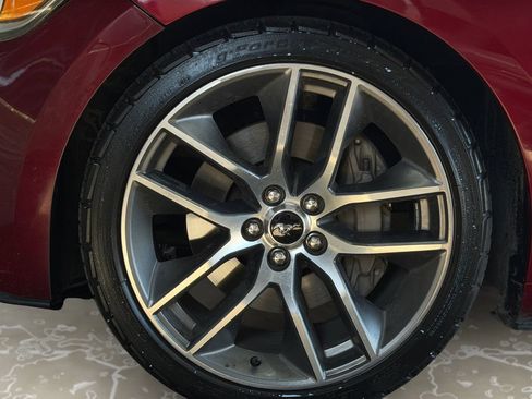 Used 2016 Ford Mustang GT Premium RWD image 14