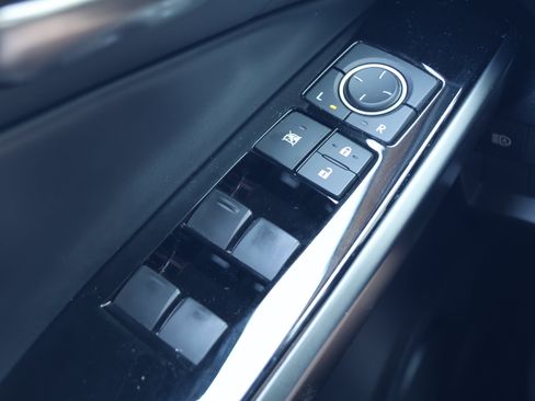 Used 2024 Lexus IS 350 F Sport RWD image 13