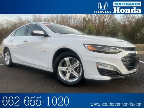 Used 2023 Chevrolet Malibu LT image 1