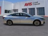 Used 2024 Nissan Altima 2.5 SV image 5
