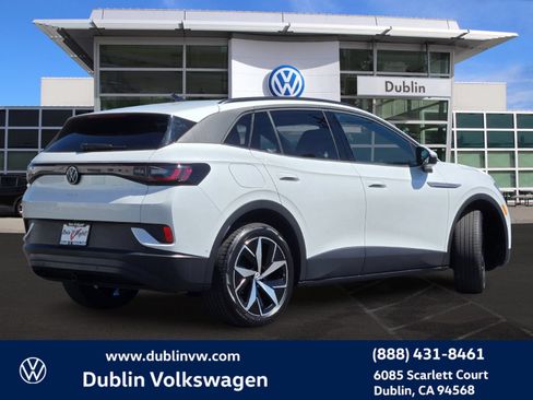 Certified 2023 Volkswagen ID.4 Pro S AWD/4WD image 4