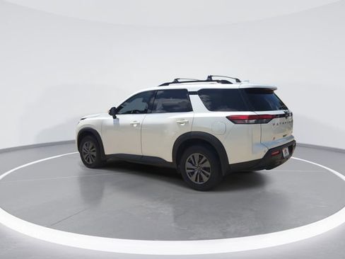Used 2024 Nissan Pathfinder SV w/ Cargo Package FWD image 6