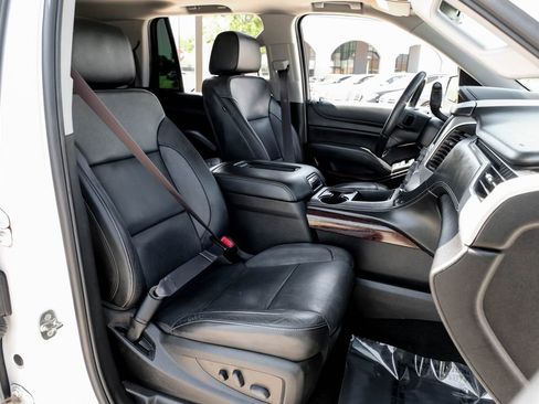 Used 2017 GMC Yukon SLT w/ Open Road Package image 29