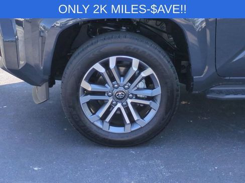 Used 2026 Toyota 4Runner Limited AWD/4WD image 10
