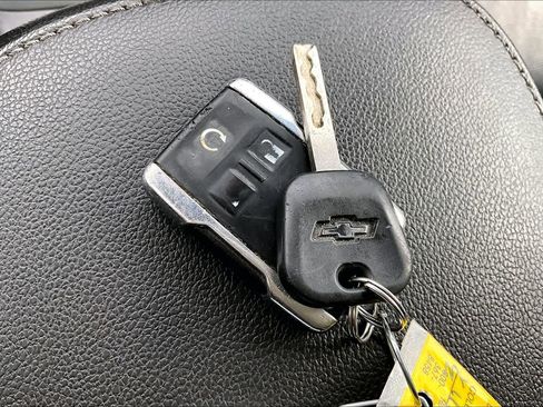 Used 2018 Chevrolet Colorado ZR2 image 14