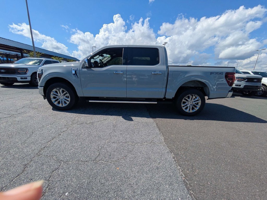 New 2026 Ford F150 Lariat w/ Equipment Group 501A Mid AWD/4WD image 8