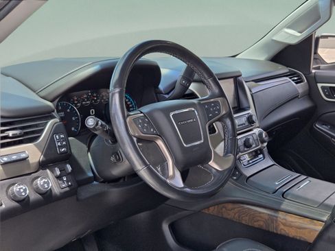 Used 2019 GMC Yukon XL Denali w/ Open Road Package AWD/4WD image 30