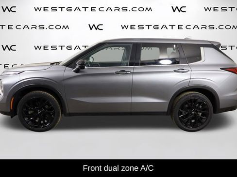 Used 2024 Mitsubishi Outlander SE Black Edition image 5