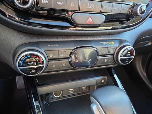 Used 2023 Kia Soul GT-Line image 17