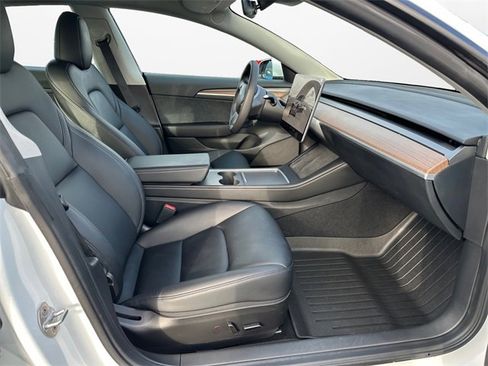 Used 2023 Tesla Model 3 Standard Range image 15