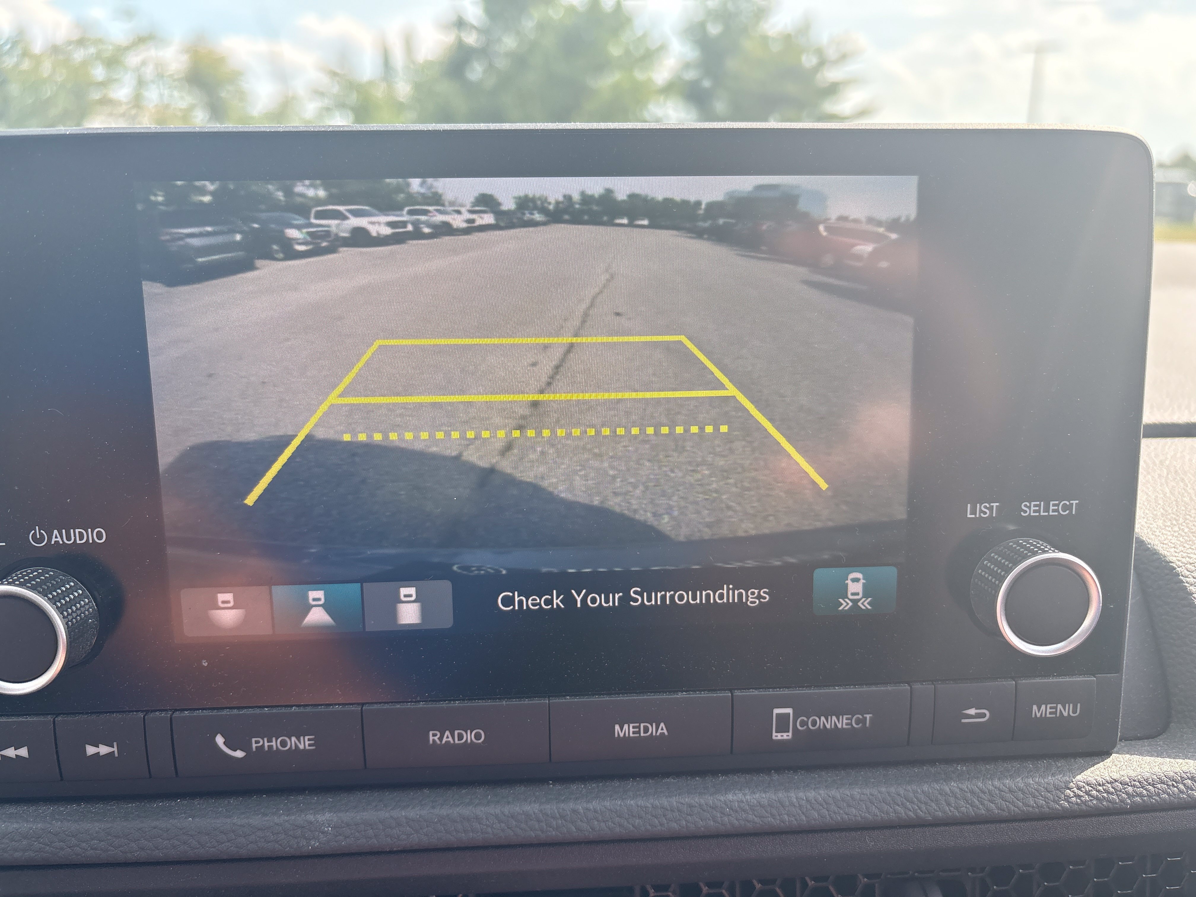 Used 2024 Honda CR-V EX image 3