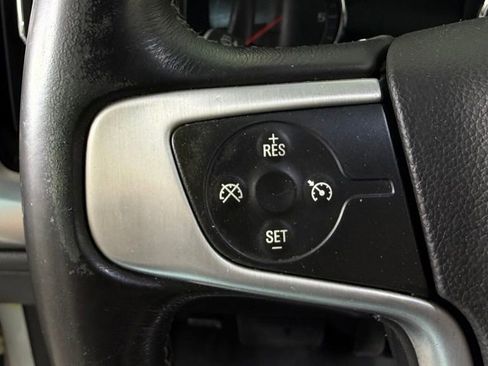 Used 2018 GMC Sierra 1500 SLE w/ SLE Value Package AWD/4WD image 17