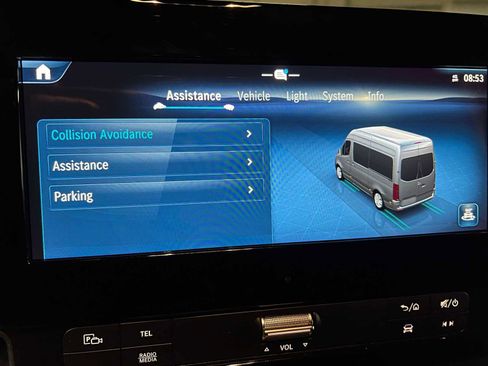 Used 2025 Mercedes-Benz Sprinter 2500 image 31