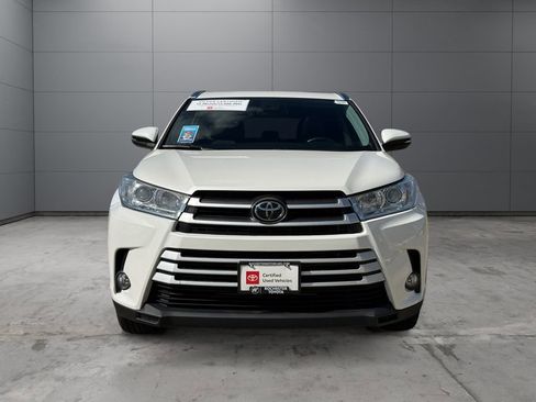 Certified 2019 Toyota Highlander XLE AWD/4WD image 8