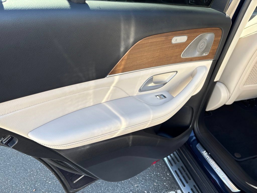 Used 2022 Mercedes-Benz GLE 450 4MATIC image 17