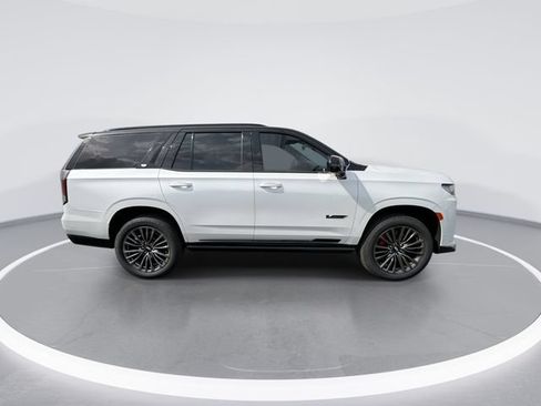 Used 2023 Cadillac Escalade V AWD/4WD image 9