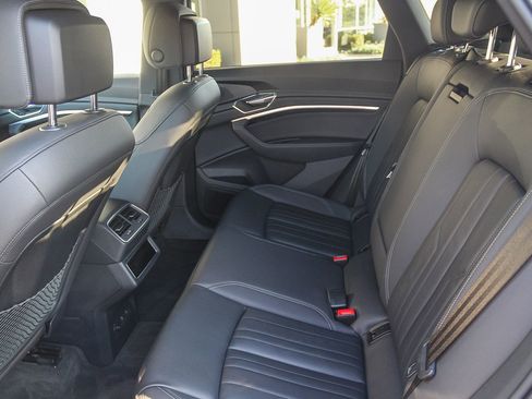 Certified 2022 Audi e-tron Premium w/ Convenience Plus Package image 19