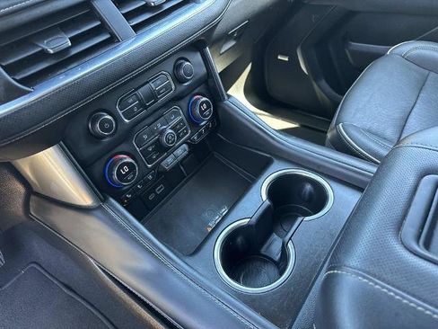 Used 2023 Chevrolet Suburban Premier RWD image 28