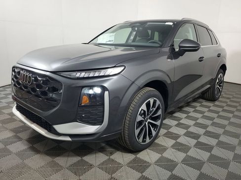 New 2026 Audi Q3 quattro 2.0T image 3