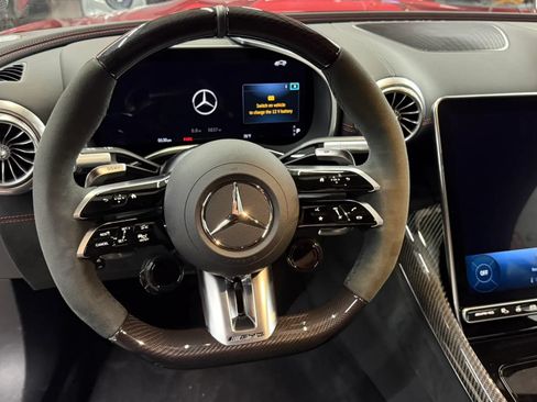 Used 2025 Mercedes-Benz SL 63 AMG 4MATIC w/ AMG Aerodynamics Package image 10