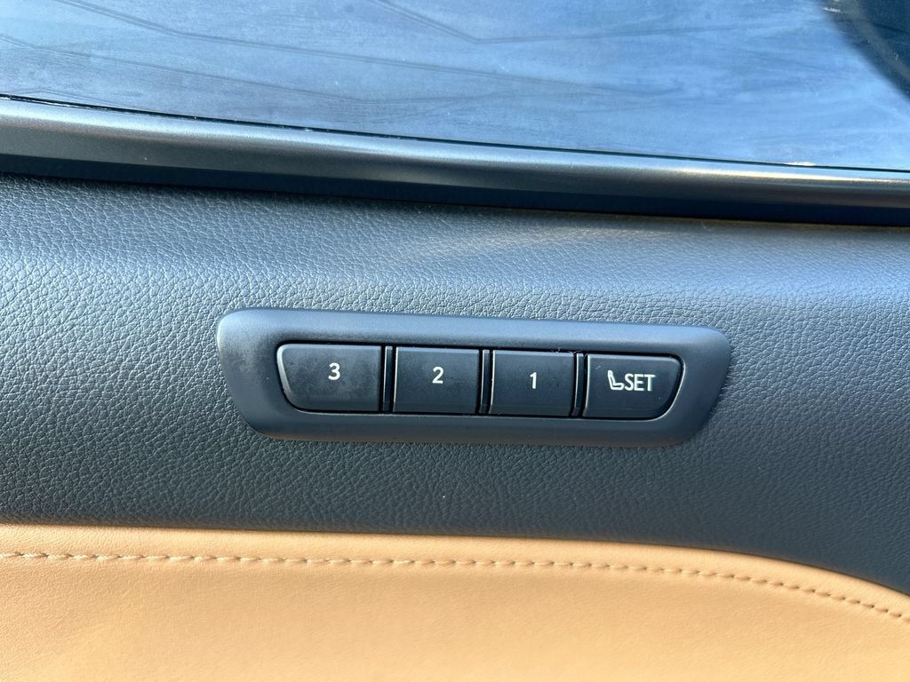 Used 2022 Lexus NX 350 AWD image 13
