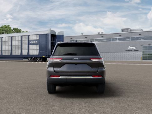 New 2025 Jeep Grand Cherokee Limited image 7