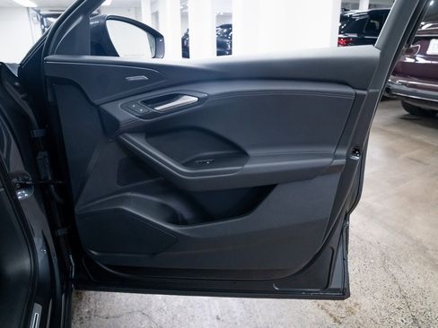 Used 2025 Audi Q6 e-tron Premium Plus w/ Premium Plus image 24