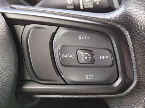 Used 2021 Jeep Wrangler Unlimited Sport image 23