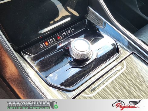 Used 2022 Jeep Wagoneer Series II image 19