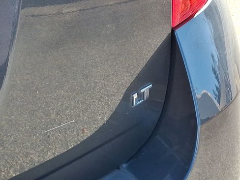 Used 2017 Chevrolet Equinox LT image 33