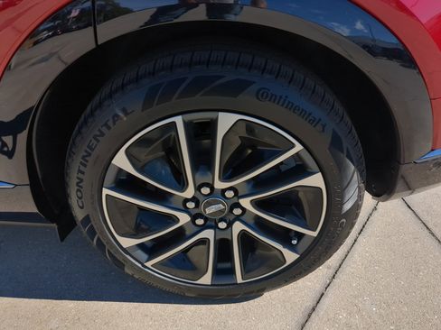 New 2026 Cadillac Optiq Sport 1 w/ LPO, Floor Liner Package RWD image 31