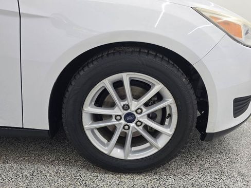 Used 2017 Ford Focus SE FWD image 29