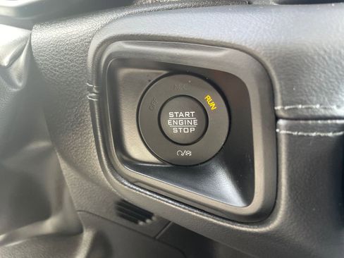 Used 2024 Jeep Gladiator Mojave w/ Convenience Group image 22