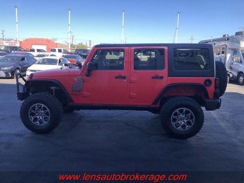 Used 2013 Jeep Wrangler Unlimited Sport w/ Connectivity Group image 9
