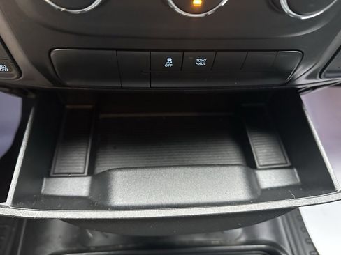 Used 2019 RAM 1500 Express image 30