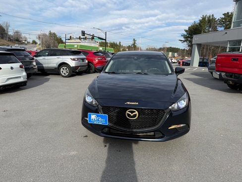 Used 2018 MAZDA MAZDA3 Touring image 3