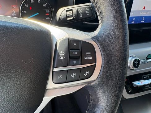 Used 2023 Ford Explorer XLT w/ Equipment Group 202A AWD/4WD image 19