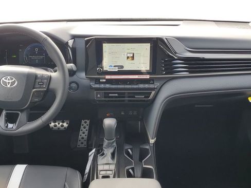 New 2026 Toyota Camry SE image 26